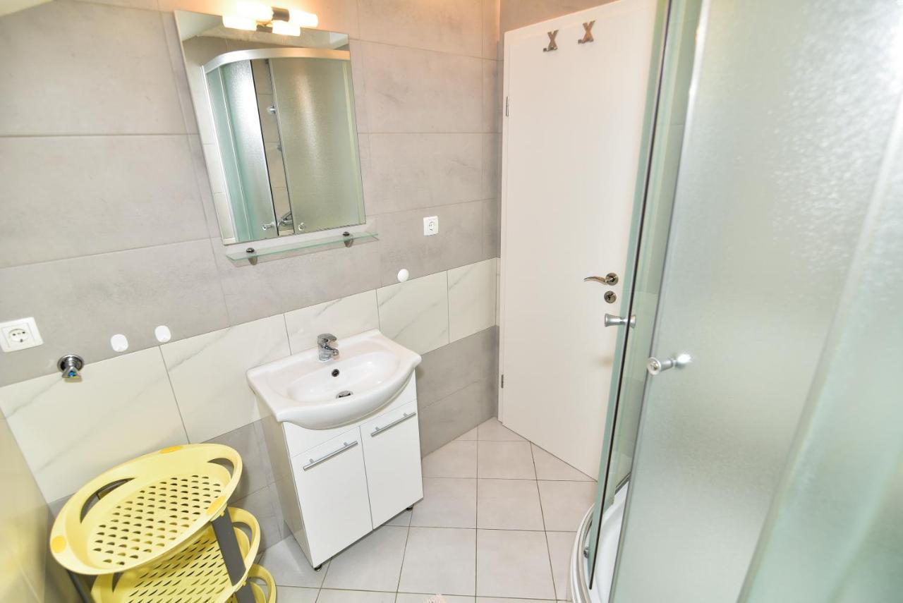 Ferienwohnung Nena Sukošan Exterior foto