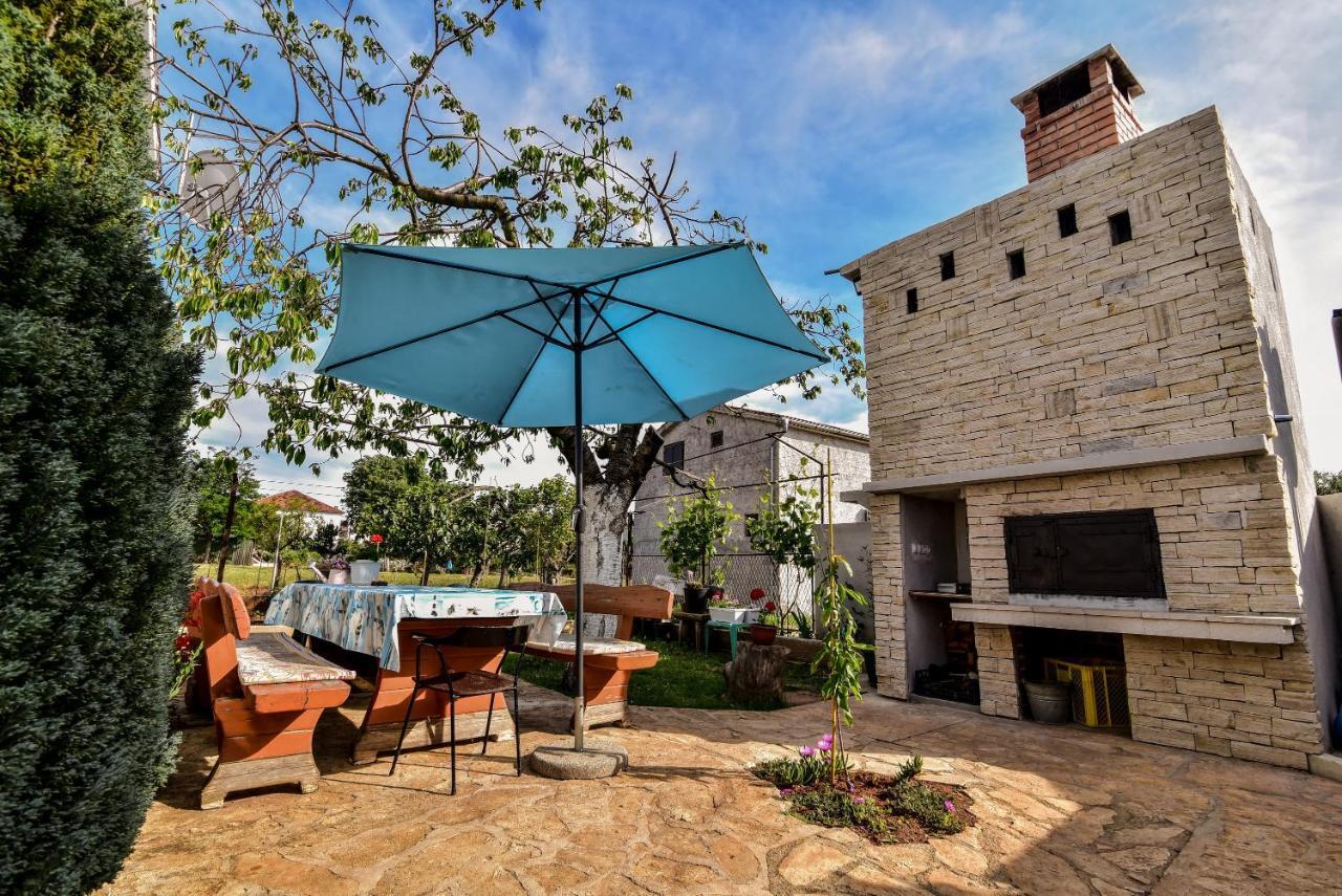 Ferienwohnung Nena Sukošan Exterior foto