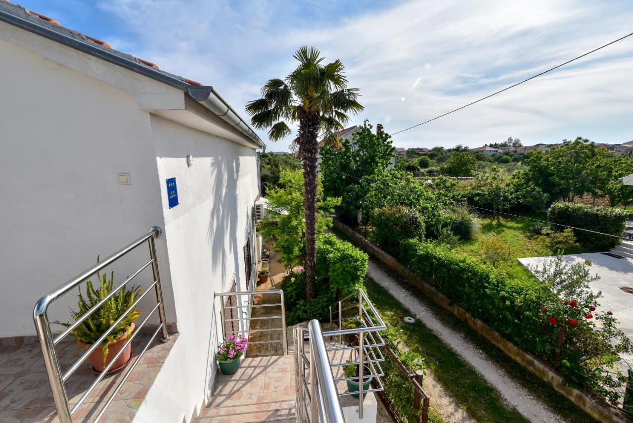 Ferienwohnung Nena Sukošan Exterior foto